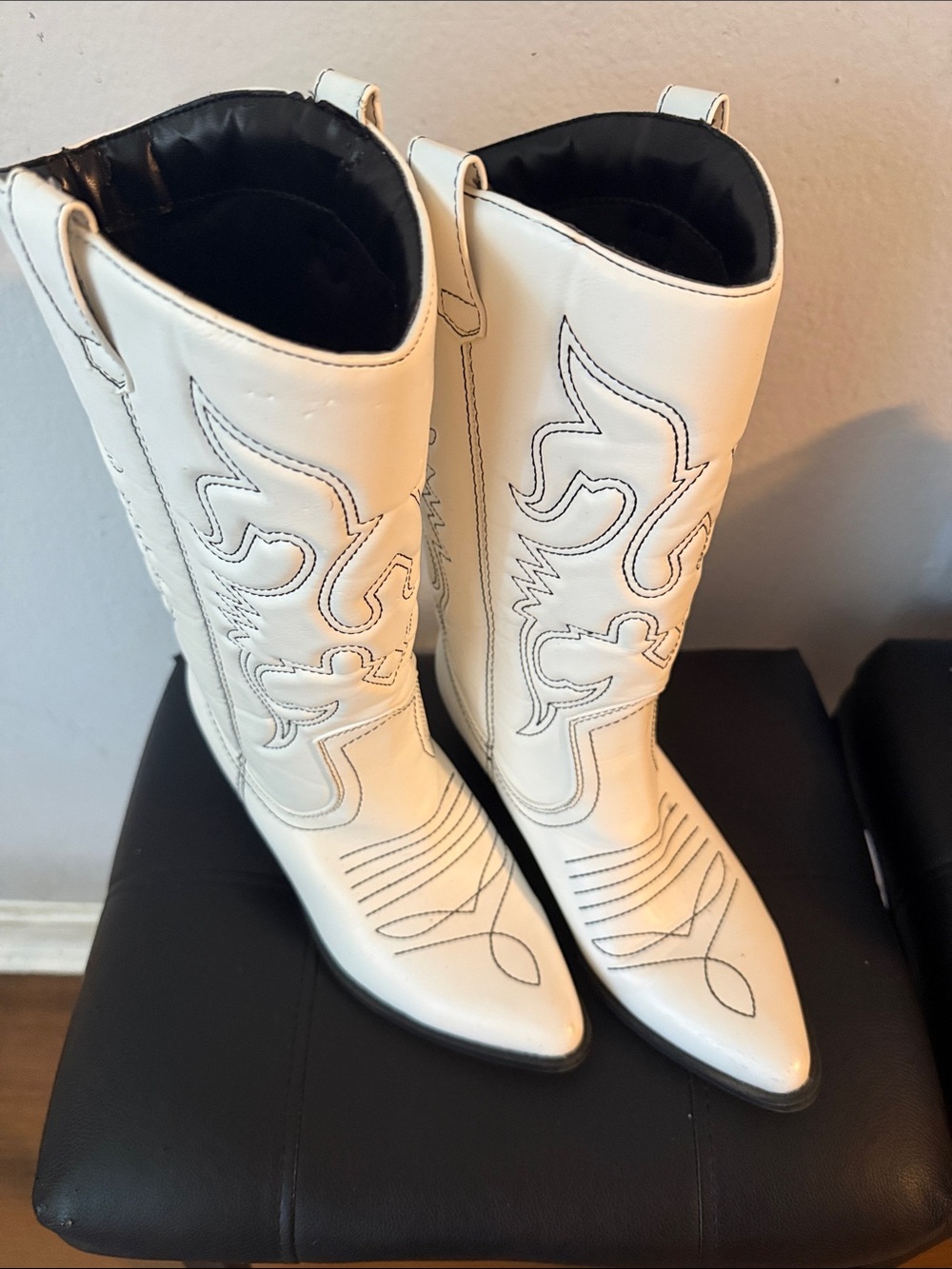 Classic White Women's Western Boots